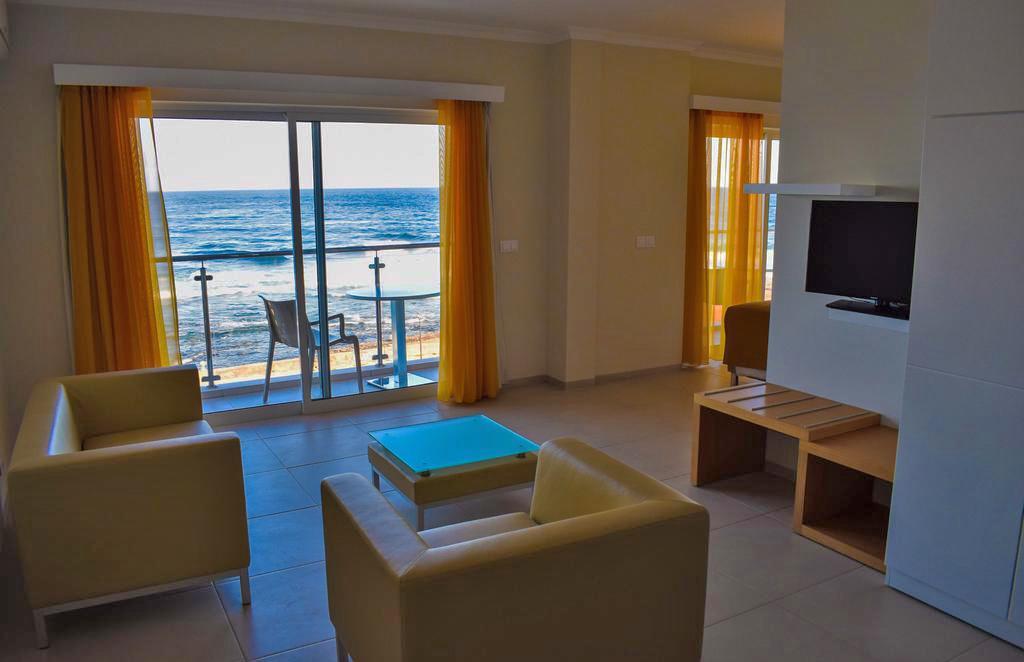 Tiduca Hotel 4*